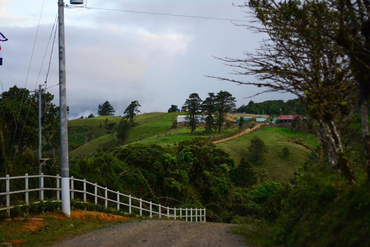Hotel Vistas Del Cielo Cartago Exterior photo